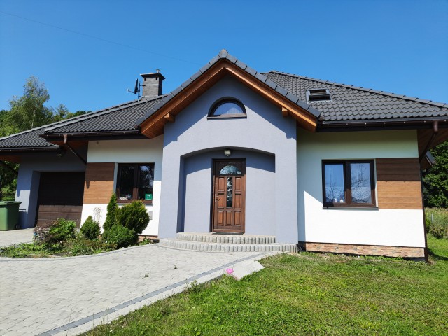 20220728 105857 Male